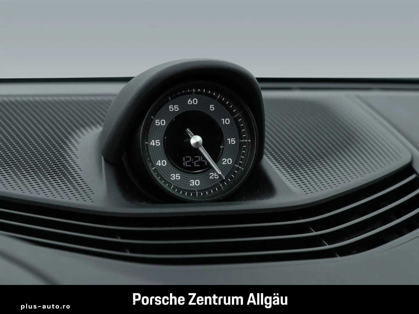 PORSCHE Taycan GTS Burmester HA-Lenkung InnoDrive HeadUp