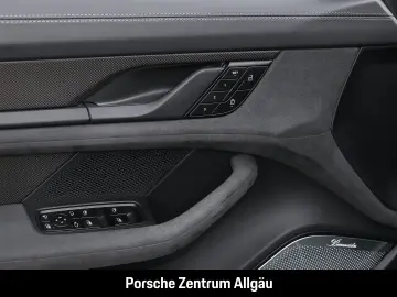 PORSCHE Taycan GTS Burmester HA-Lenkung InnoDrive HeadUp