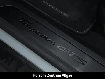 PORSCHE Taycan GTS Burmester HA-Lenkung InnoDrive HeadUp