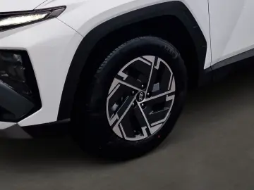 HYUNDAI TUCSON Hybrid 1 6 T-GDi Select  Design