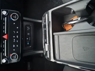 HYUNDAI TUCSON Hybrid 1 6 T-GDi Select  Design