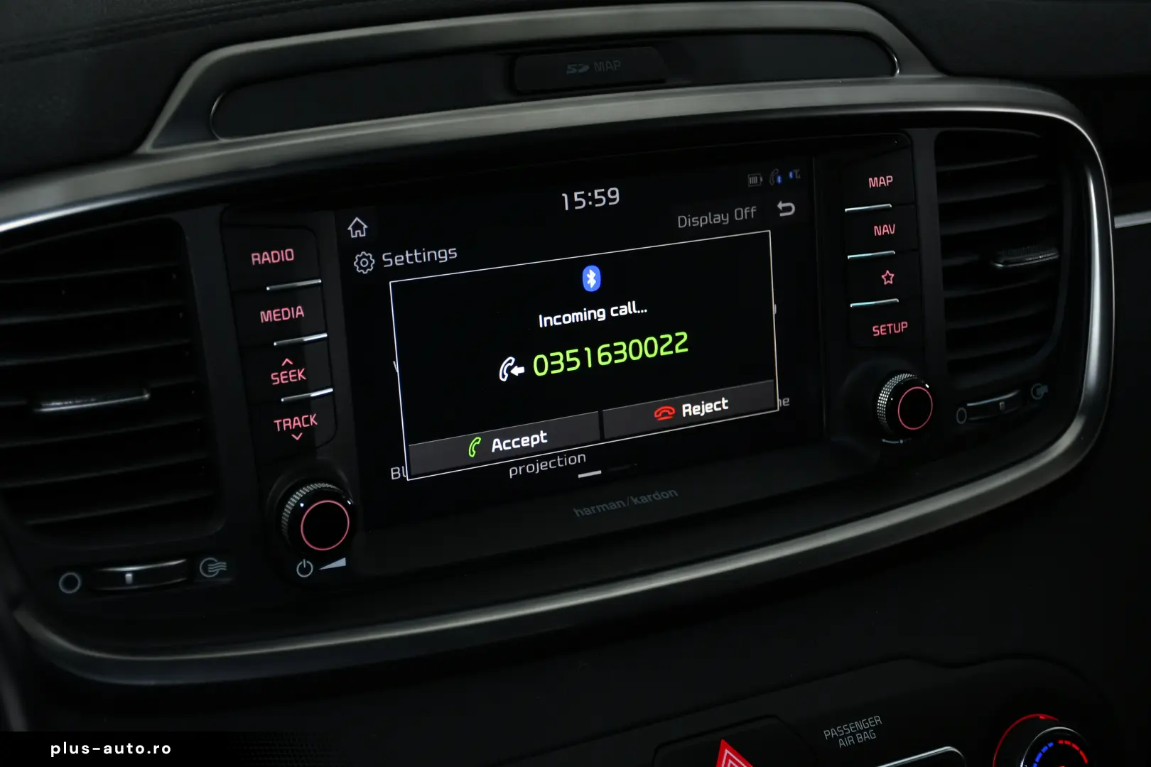 Kia Sorento - Platinum - 200 cp - Aut - 4x4 5 LOCURI