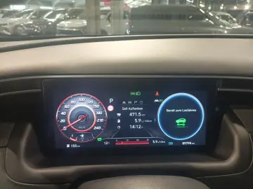HYUNDAI Tucson 1.6 PHEV Trend 4WD LED Navi Kamera AHK