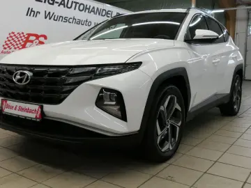 HYUNDAI Tucson Plug-In Hybrid 4WD AUT NAV KAM GRA SZH