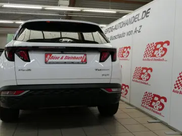 HYUNDAI Tucson Plug-In Hybrid 4WD AUT NAV KAM GRA SZH