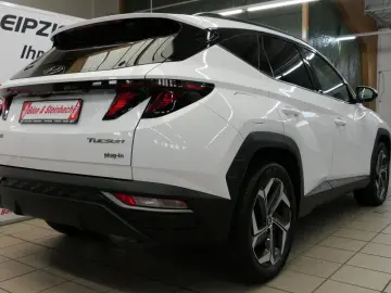 HYUNDAI Tucson Plug-In Hybrid 4WD AUT NAV KAM GRA SZH