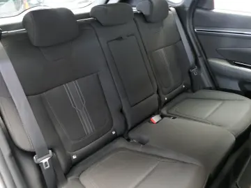 HYUNDAI Tucson Plug-In Hybrid 4WD AUT NAV KAM GRA SZH
