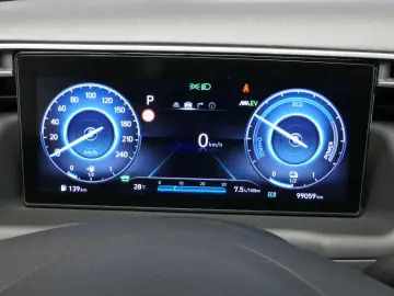 HYUNDAI Tucson Plug-In Hybrid 4WD AUT NAV KAM GRA SZH
