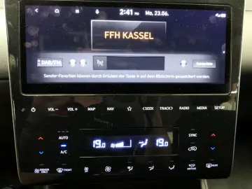 HYUNDAI Tucson Plug-In Hybrid 4WD AUT NAV KAM GRA SZH