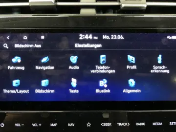 HYUNDAI Tucson Plug-In Hybrid 4WD AUT NAV KAM GRA SZH
