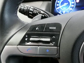 HYUNDAI Tucson Plug-In Hybrid 4WD AUT NAV KAM GRA SZH