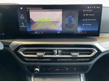 BMW 330e xDr Lim M SPORT PRO AdLED GSD Kam HUD H K