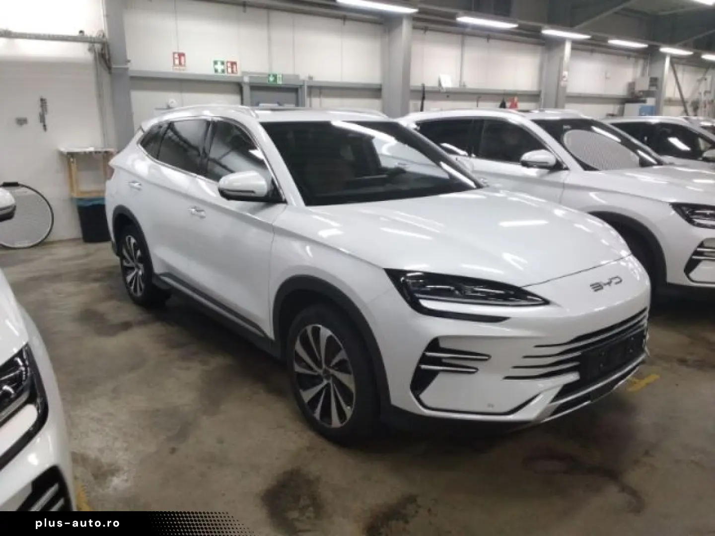 BYD Seal U DM-i 1.5 PHEV DESIGN Leder Glasdach LED