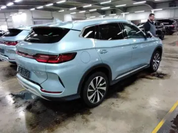BYD Seal U DM-i 1.5 PHEV DESIGN Leder Glasdach LED
