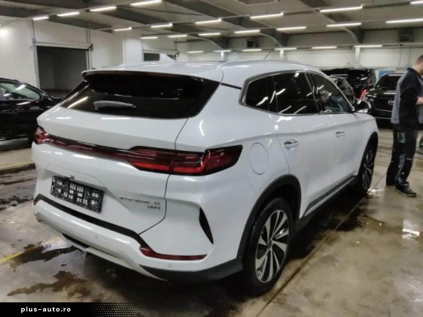 BYD Seal U DM-i 1.5 PHEV Design Leder Glasdach LED