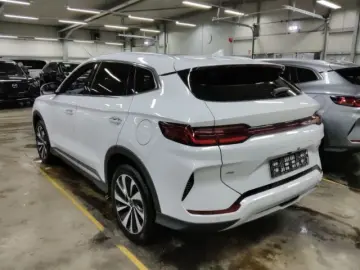 BYD Seal U DM-i 1.5 PHEV Design Leder Glasdach LED