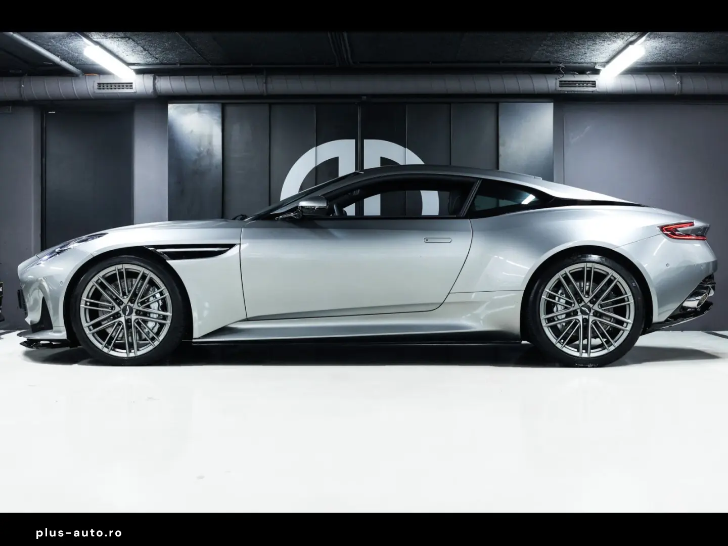 ASTON MARTIN DB12 COUPE 4.0 V8 ALUMINITE