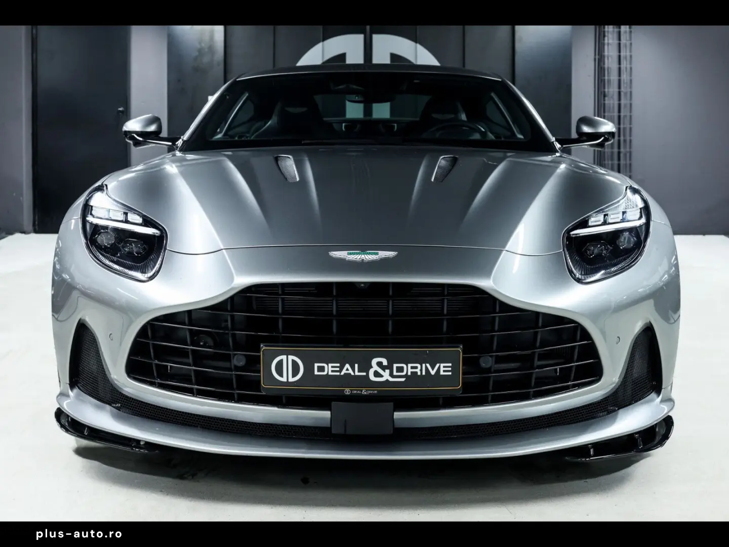ASTON MARTIN DB12 COUPE 4.0 V8 ALUMINITE