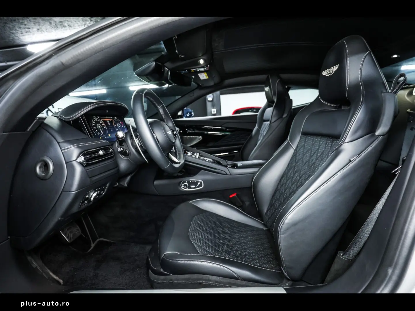 ASTON MARTIN DB12 COUPE 4.0 V8 ALUMINITE