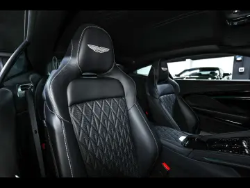 ASTON MARTIN DB12 COUPE 4.0 V8 ALUMINITE