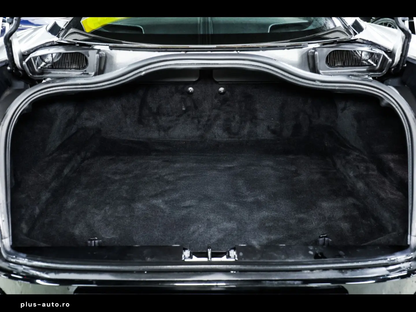 ASTON MARTIN DB12 COUPE 4.0 V8 ALUMINITE
