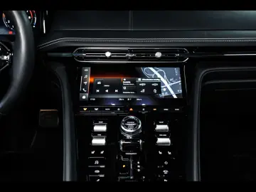ASTON MARTIN DB12 COUPE 4.0 V8 ALUMINITE