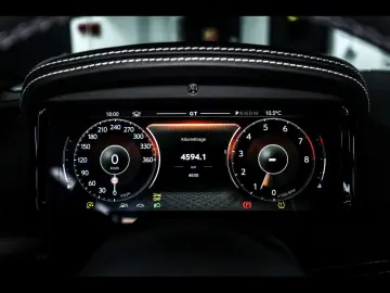 ASTON MARTIN DB12 COUPE 4.0 V8 ALUMINITE