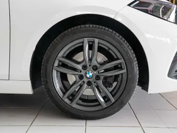 BMW 118d  Sport Line  LED  Audio HiFi