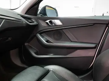 BMW 118d  Sport Line  LED  Audio HiFi