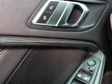 BMW 118d  Sport Line  LED  Audio HiFi