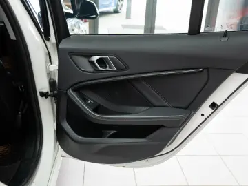 BMW 118d  Sport Line  LED  Audio HiFi
