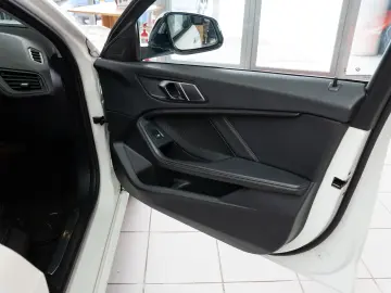 BMW 118d  Sport Line  LED  Audio HiFi
