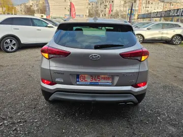 Hyundai Tucson 2.0 CRDI 4WD 185 CP 4×4 Aut. 104.000 km