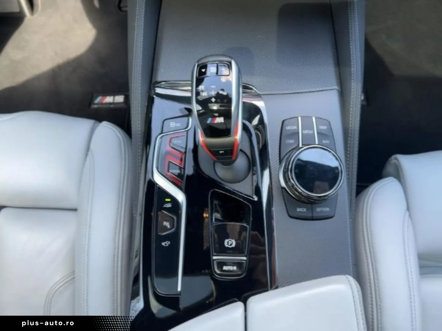 BMW M5 Competition Sportpaket HUD AD Navi Leder Digi