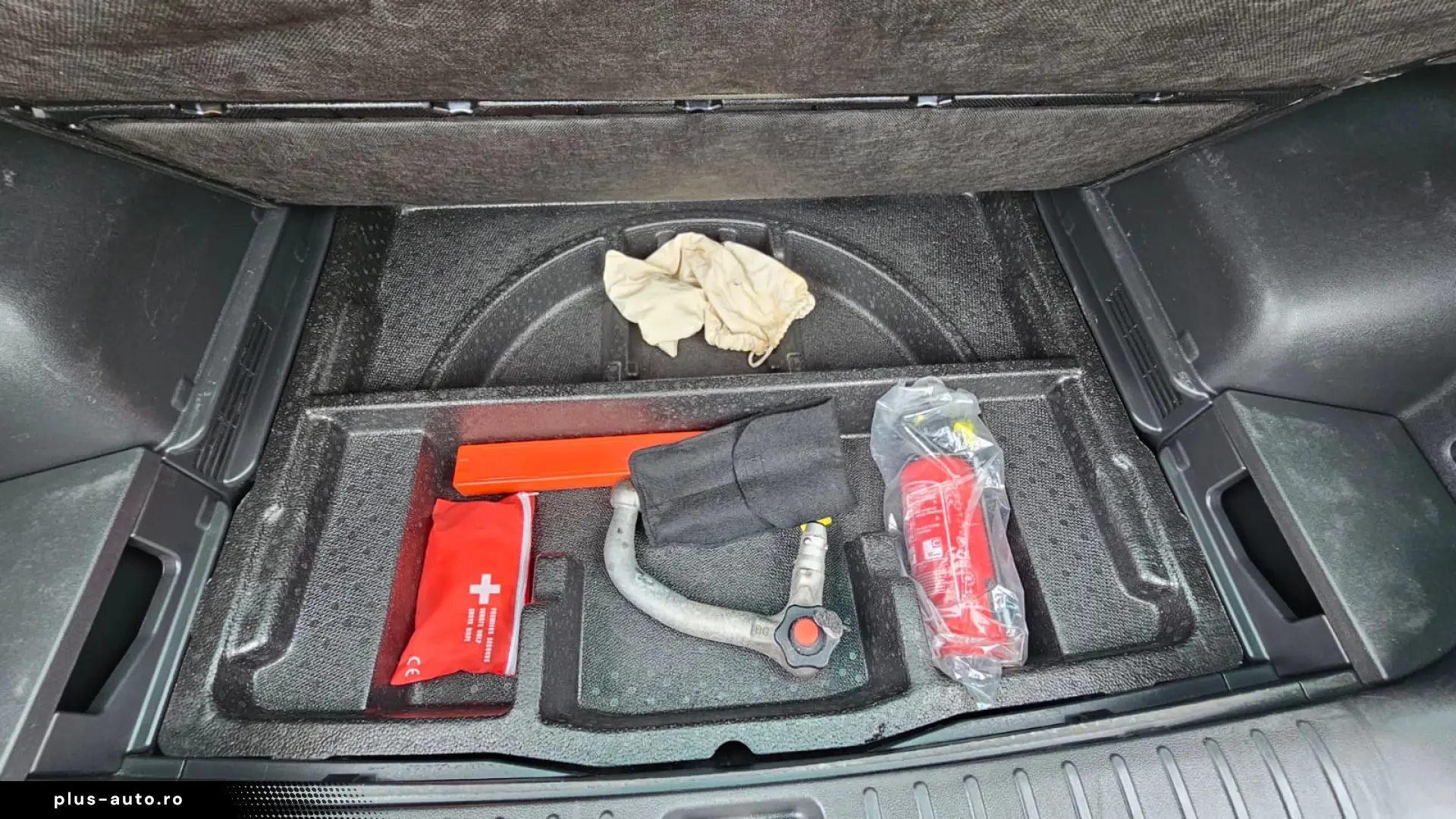 Hyundai Tucson 1.7 CRDI 4WD 141 CP 4×2 Aut. 143.700 km