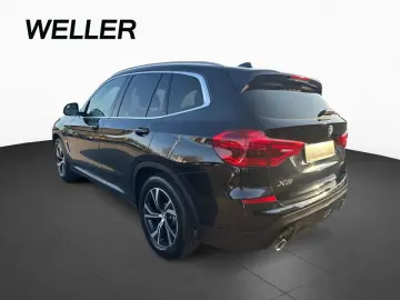 BMW X3 xDrive30e Aut. Advantage Pano LiCo  CarPlay