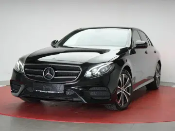 MERCEDES-BENZ E 300 e
