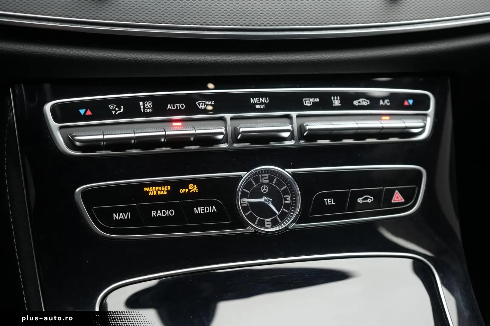 MERCEDES-BENZ E 300 e