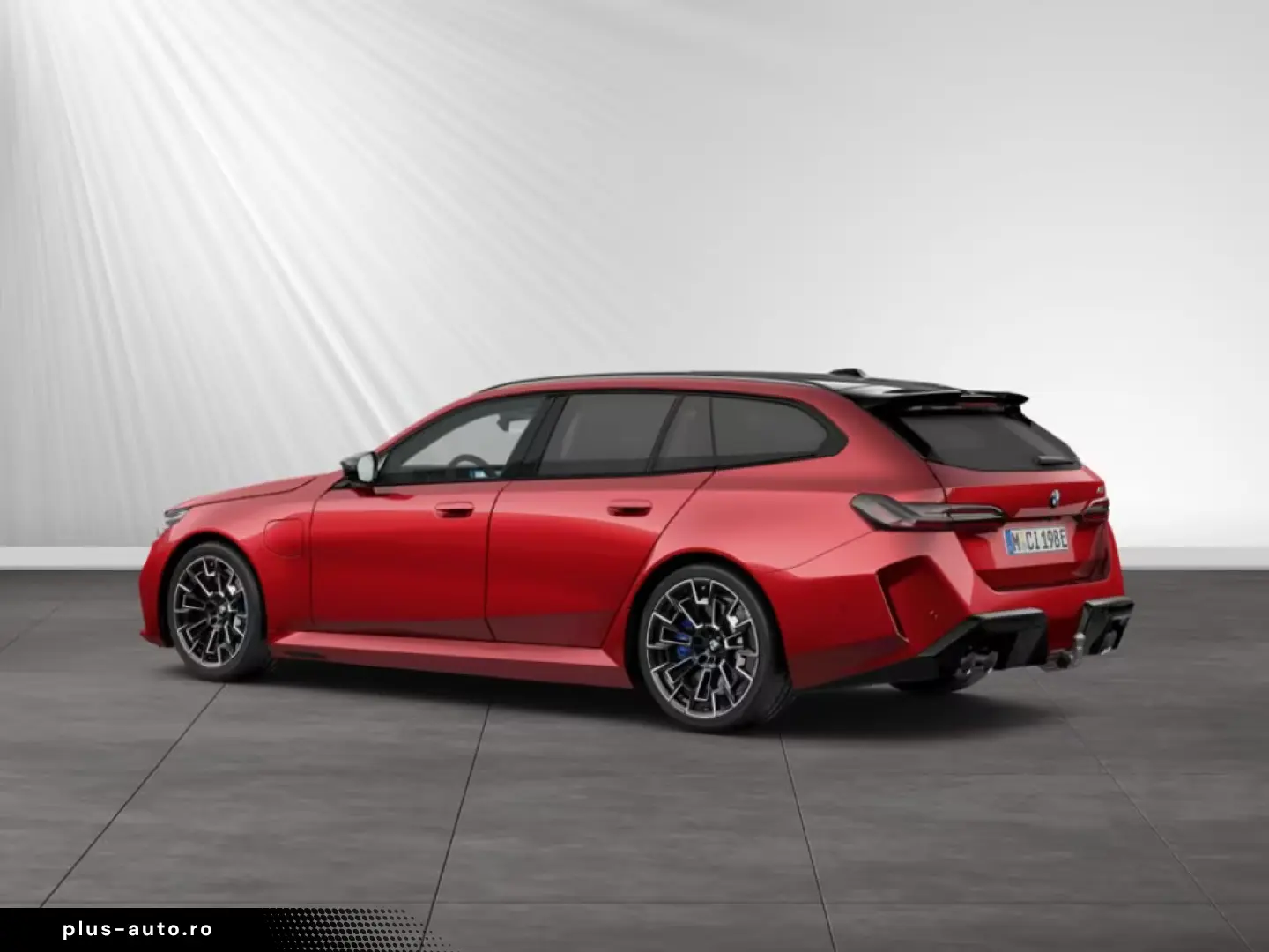 BMW M5 Touring Bowers&Wilkins AHK Driving