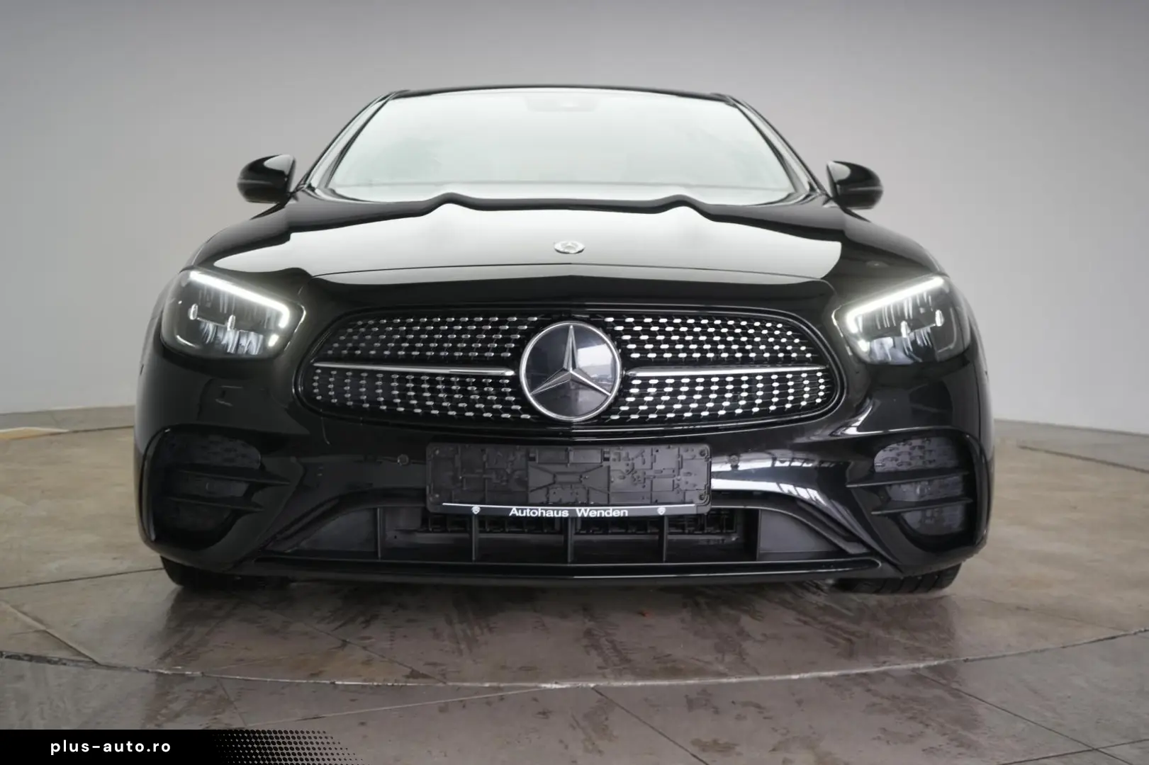 MERCEDES-BENZ E 300 de 9G-Tronic AMG