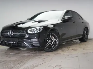 MERCEDES-BENZ E 300 de 9G-Tronic AMG