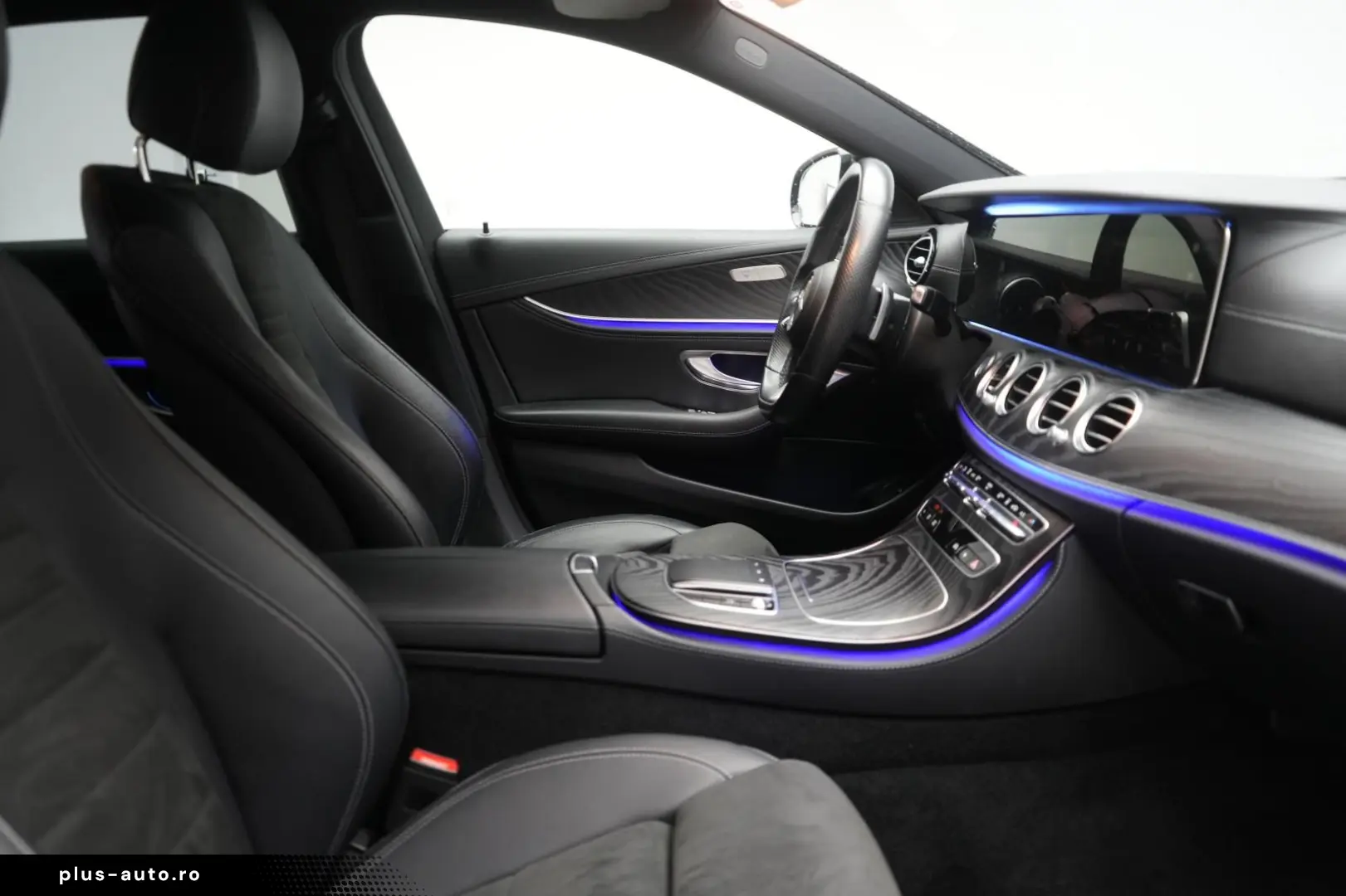 MERCEDES-BENZ E 300 de 9G-Tronic AMG