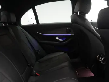MERCEDES-BENZ E 300 de 9G-Tronic AMG