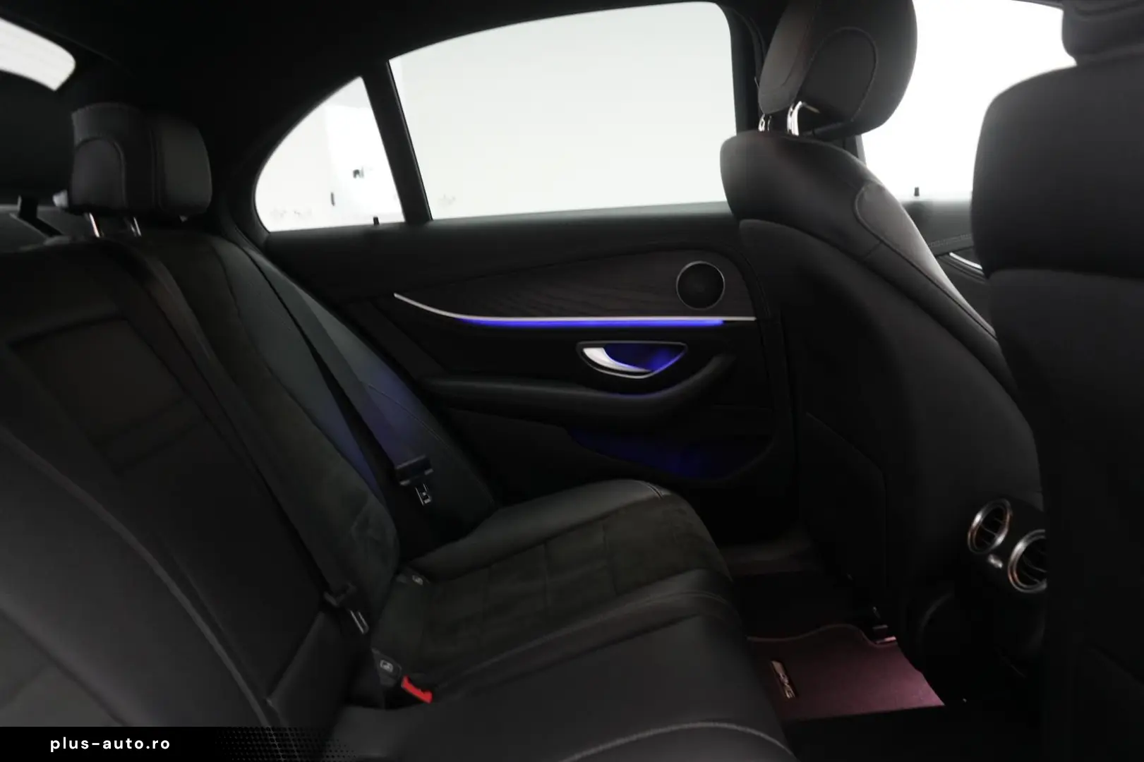 MERCEDES-BENZ E 300 de 9G-Tronic AMG