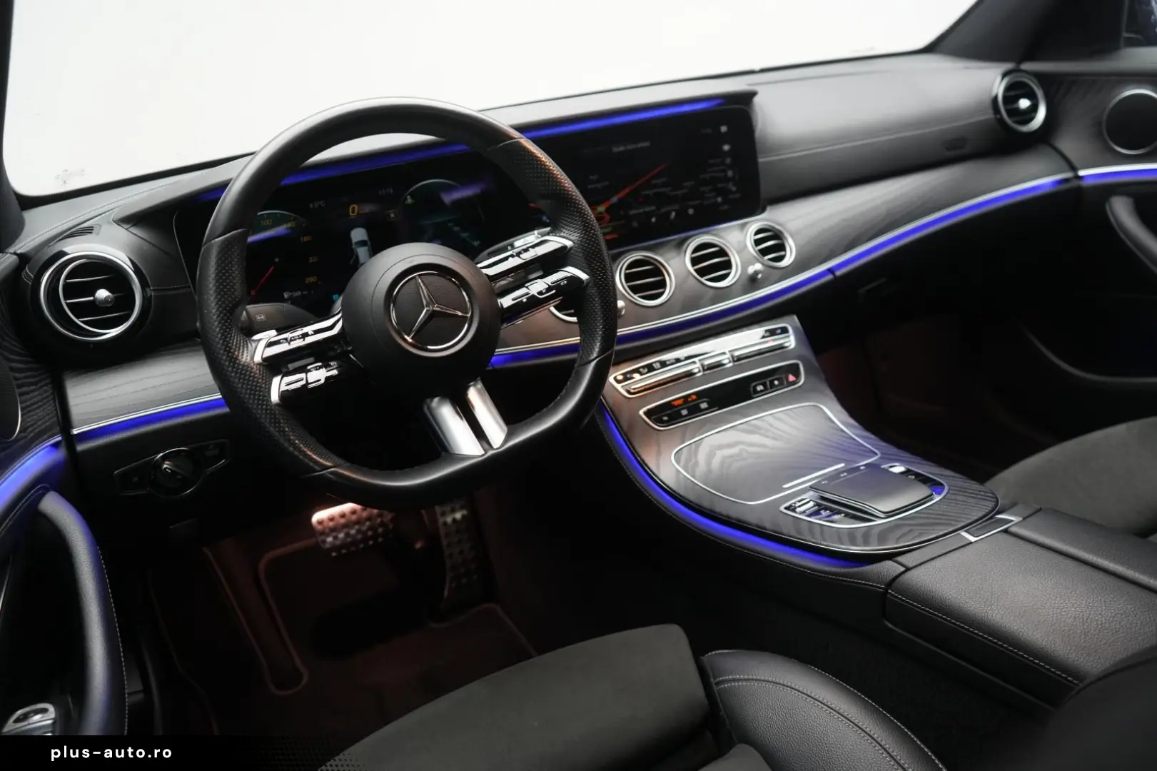 MERCEDES-BENZ E 300 de 9G-Tronic AMG