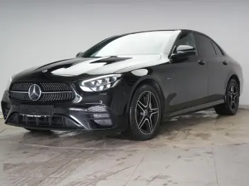 MERCEDES-BENZ E 300 de 9G-Tronic AMG