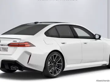BMW M5 Plug-In Hybrid xDr Navi HeadUp