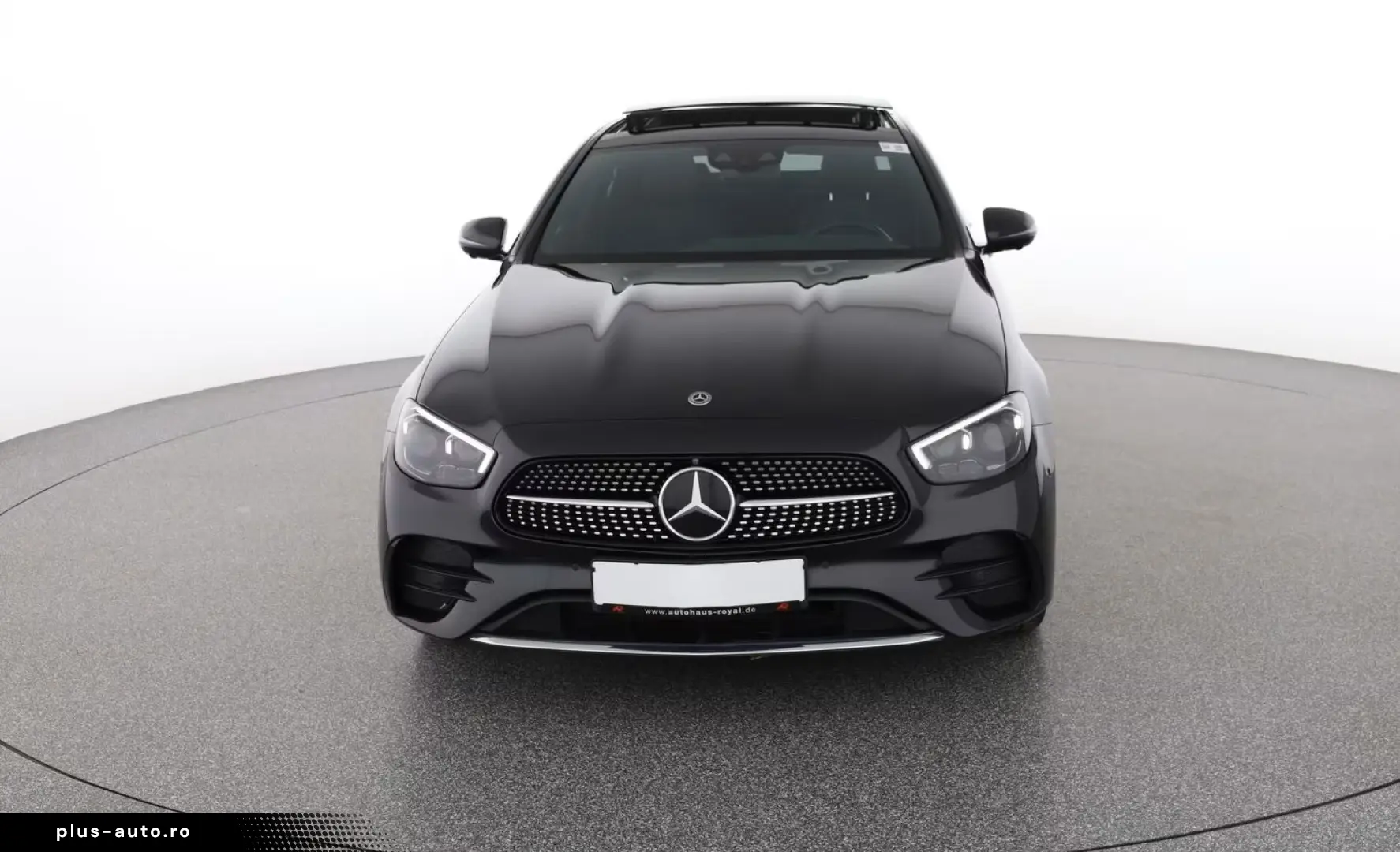 MERCEDES-BENZ E 300 de AMG
