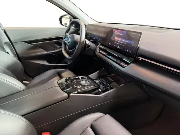 BMW 520i Limousine