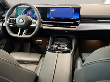 BMW 520i Limousine M Sport AHK Harman K Kamera LED